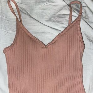 Divided pink cropped tank